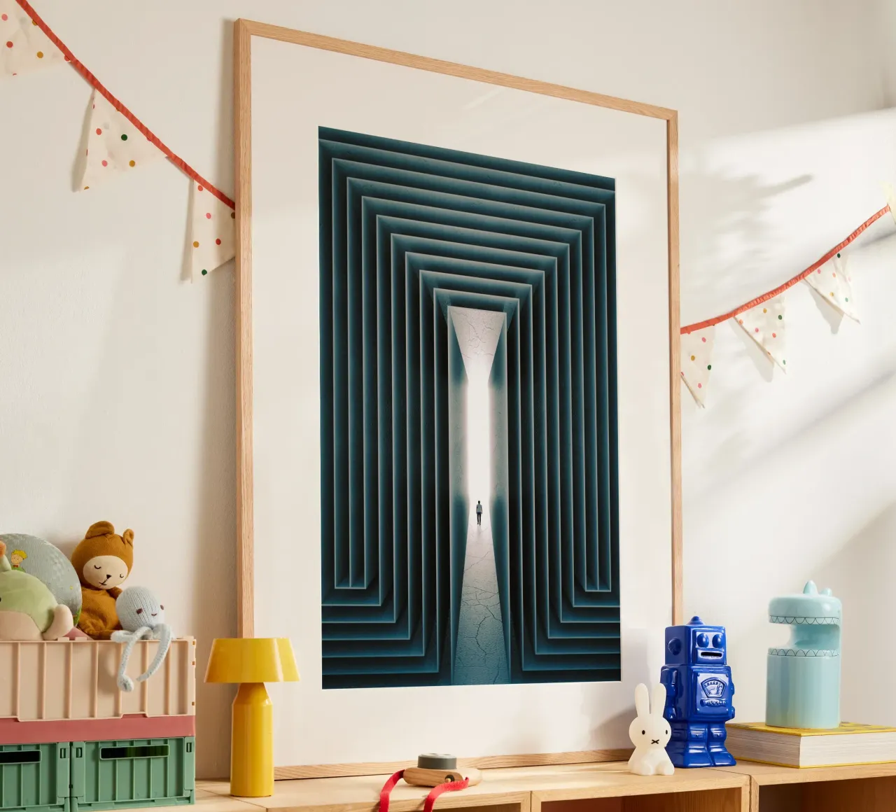 Il cammino verso la luce poster con telaio in legno da undarstellbar Christliche Poster