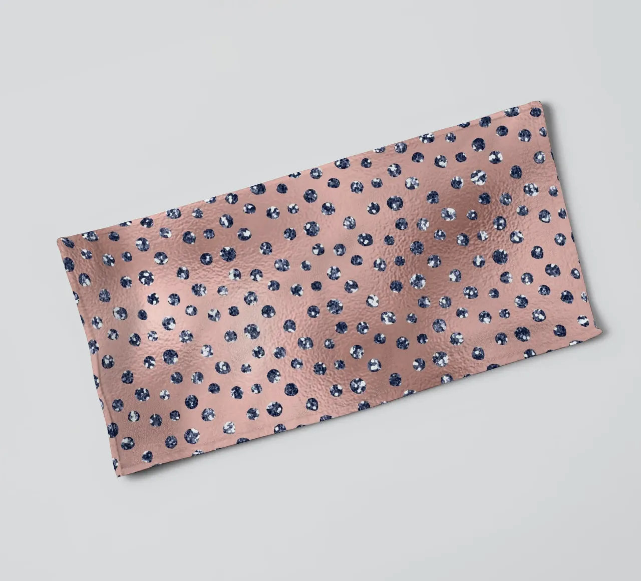 Blush & Navy 5 asciugamano da bagno da Yaso Design & Art