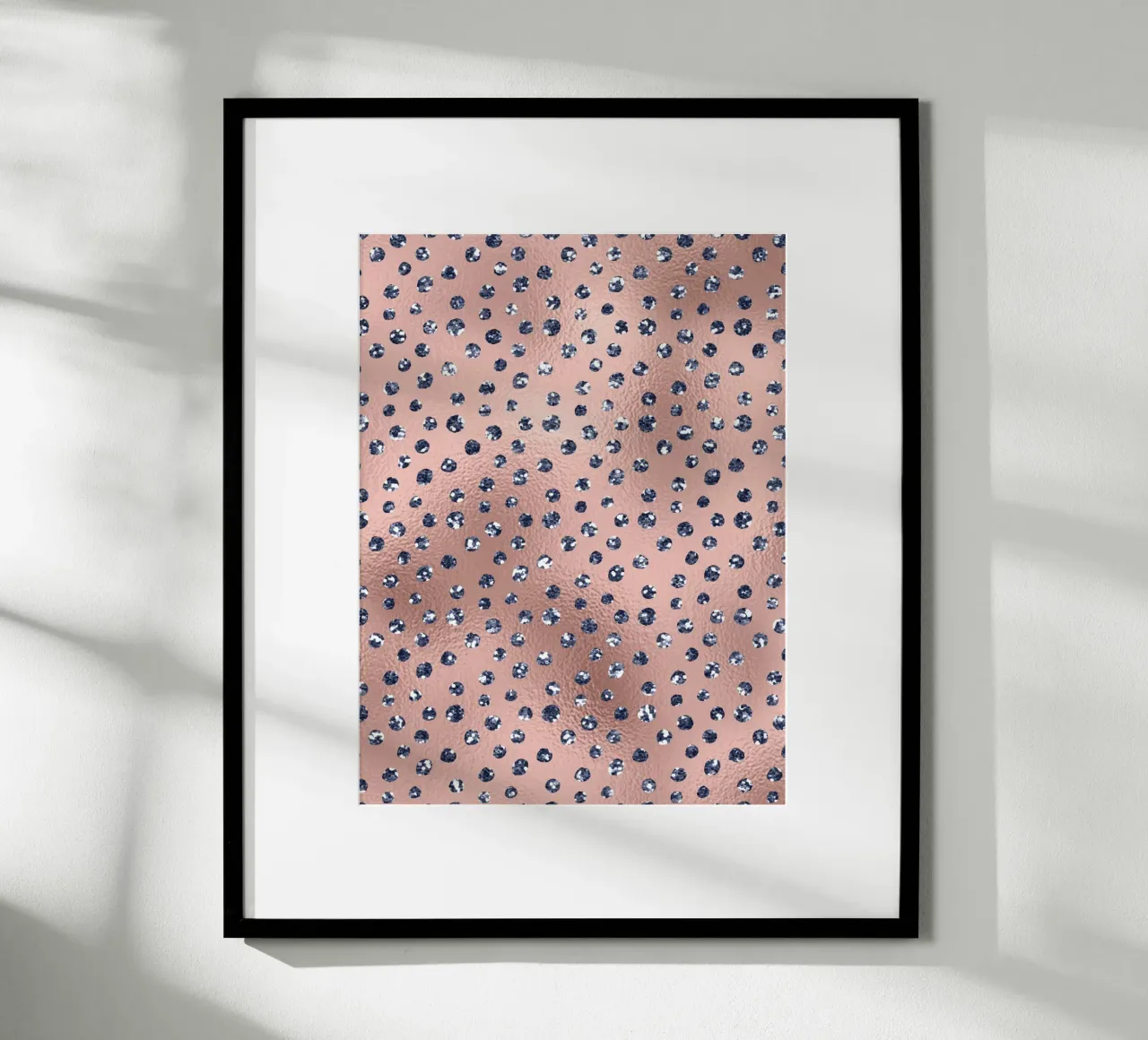 Blush & Navy 5 poster con telaio in alluminio da Yaso Design & Art