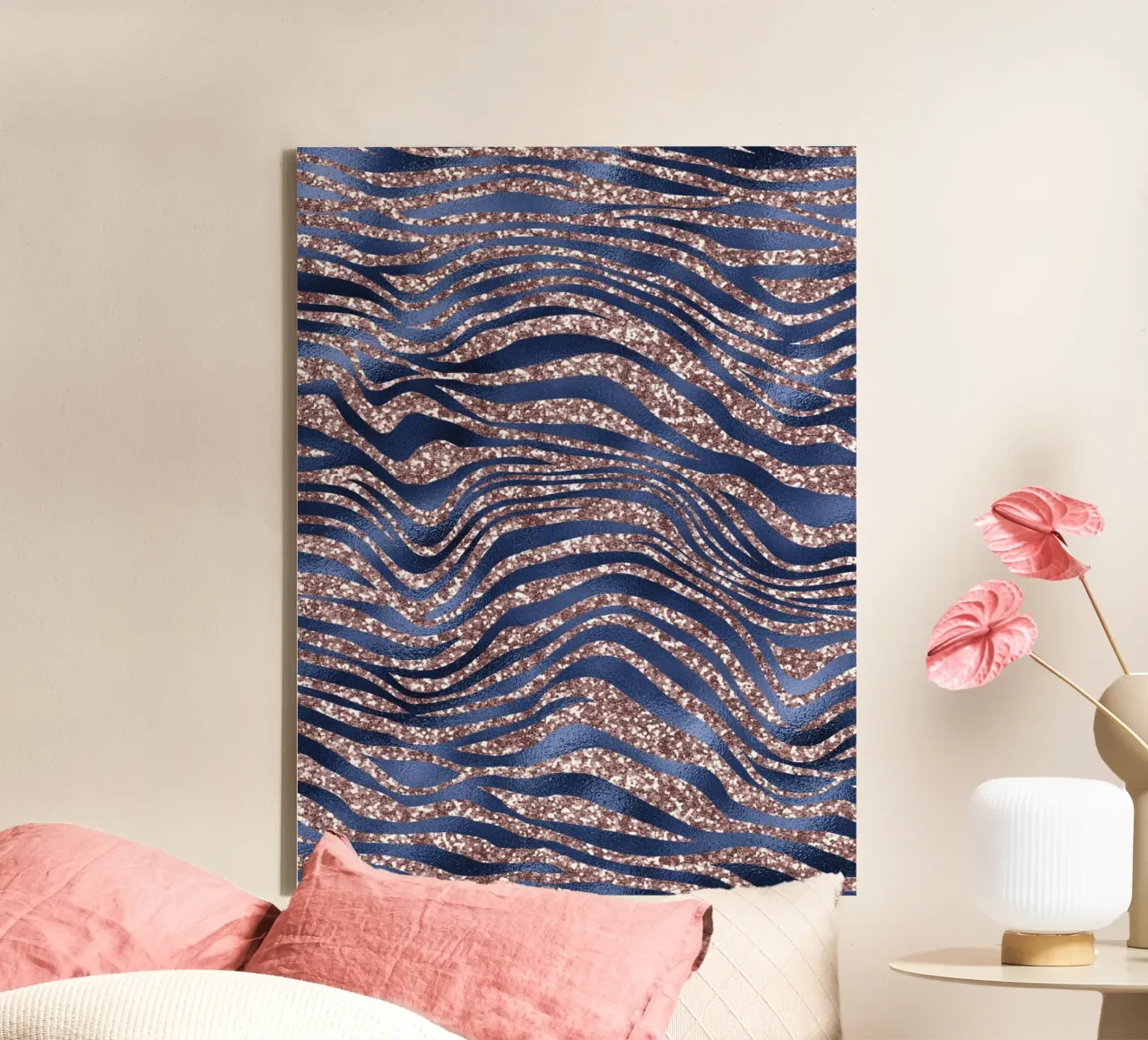 Blush & Navy Animal Pattern 7 tela con Cornice a cassetta da Yaso Design Animal