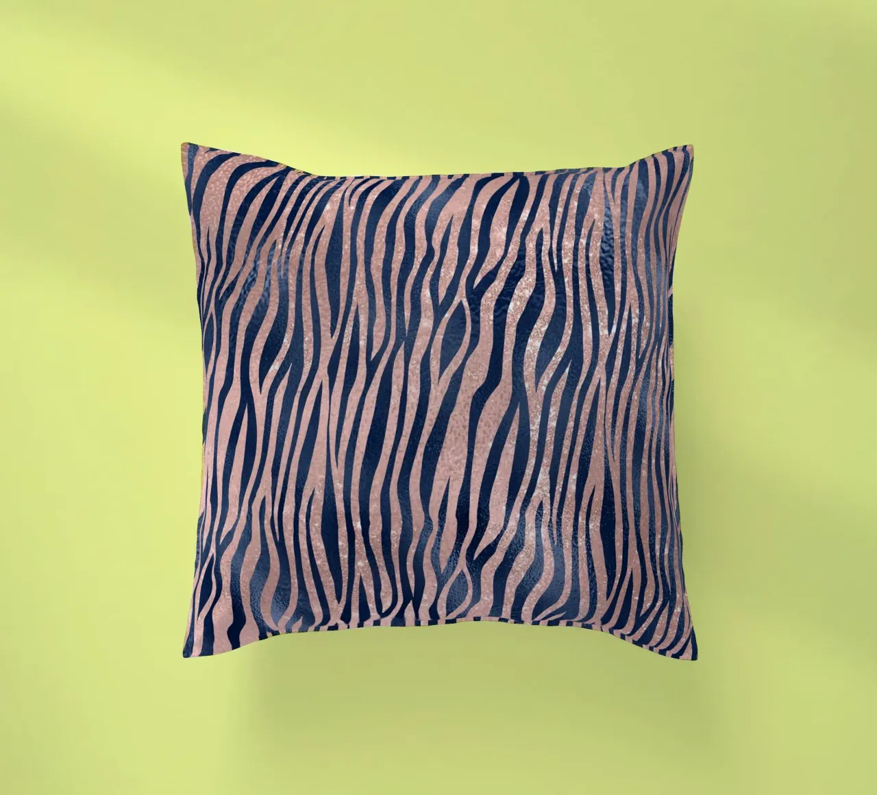 Blush & Navy Animal Pattern 9 cuscino da Yaso Design Animal