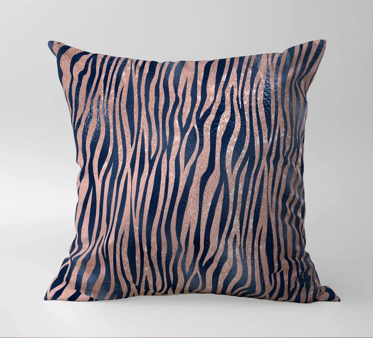 Blush & Navy Animal Pattern 9 cuscino da Yaso Design Animal