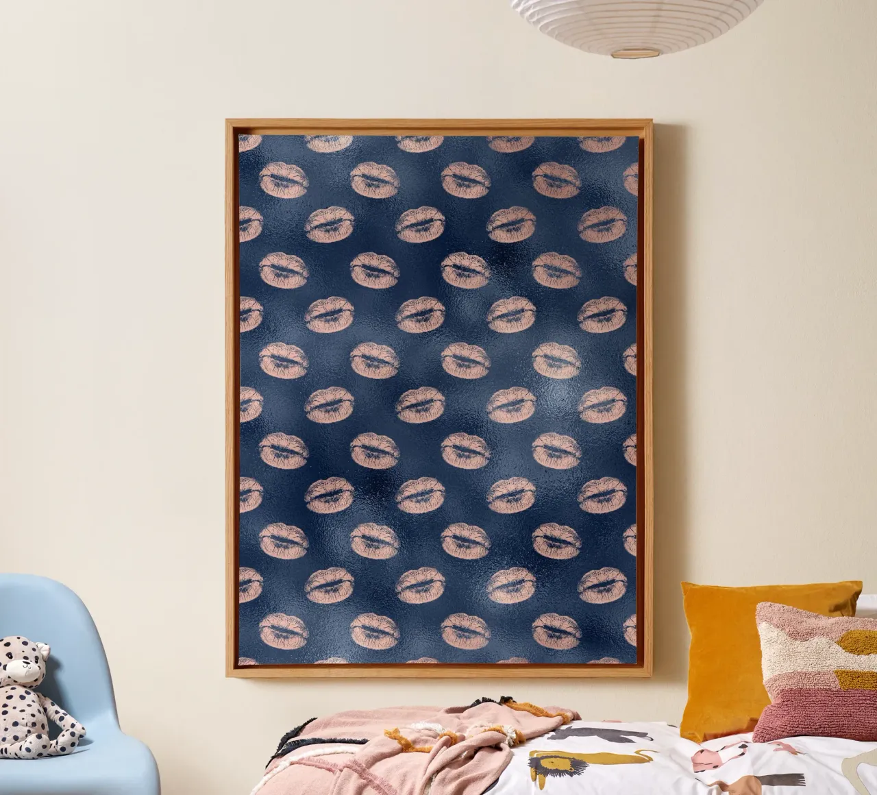 Blush & Navy 10 tela con Cornice a cassetta da Yaso Design & Art
