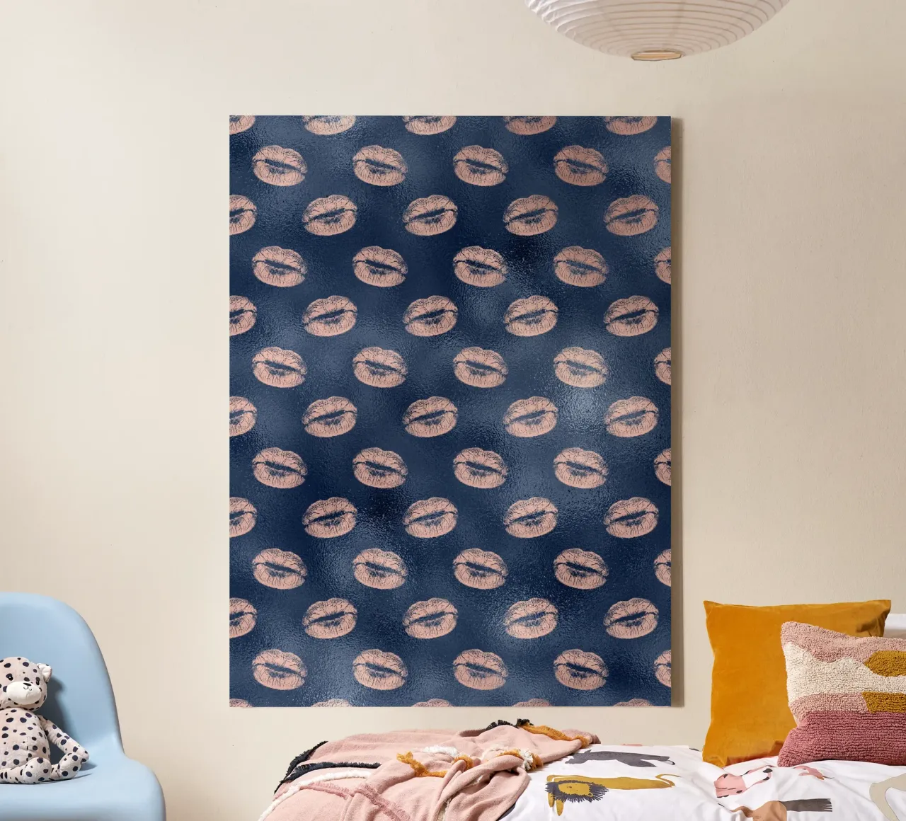 Blush & Navy 10 tela con Cornice a cassetta da Yaso Design & Art