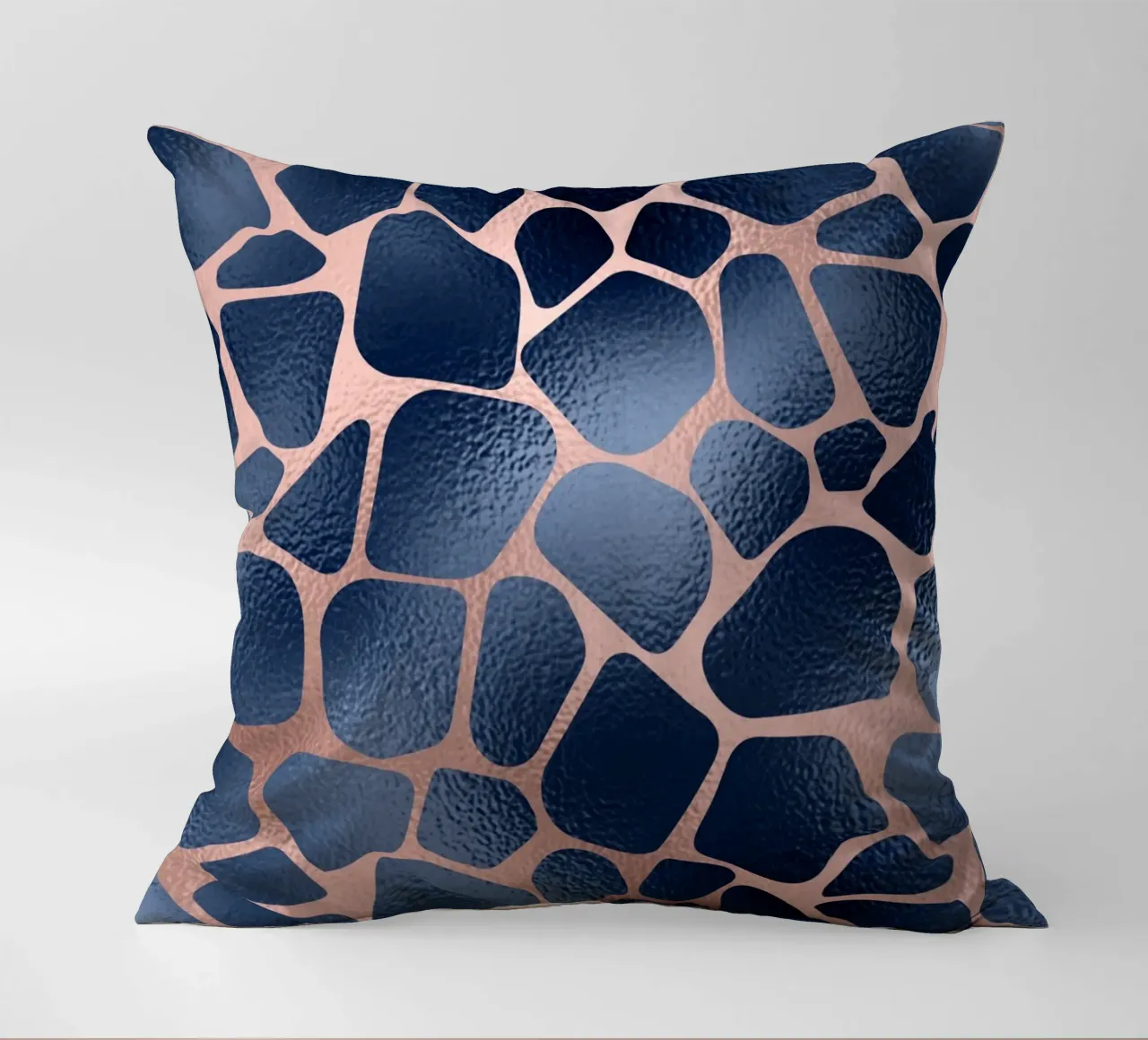 Blush & Navy Animal Pattern 11 cuscino da Yaso Design Animal