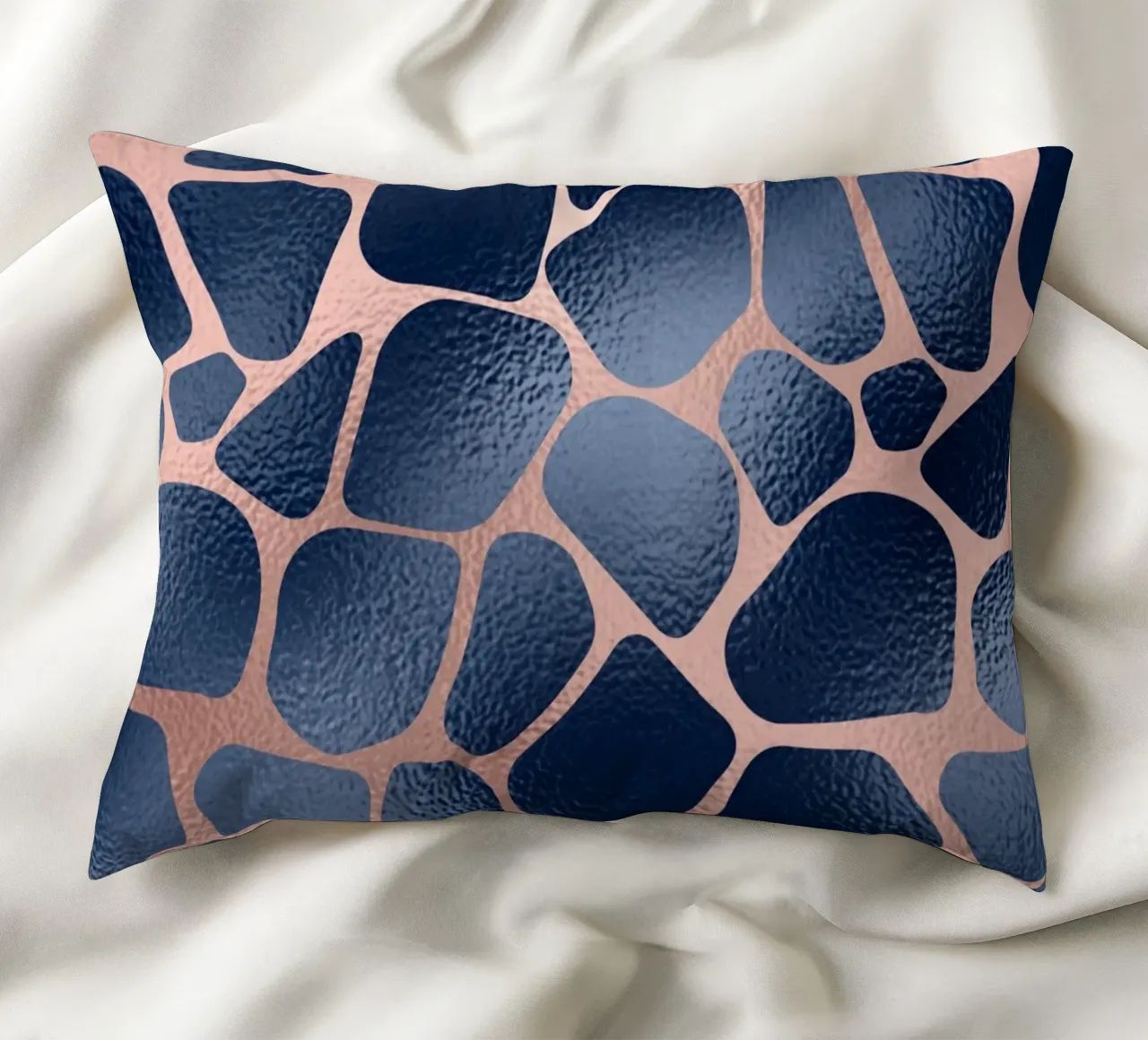 Blush & Navy Animal Pattern 11 cuscino da Yaso Design Animal