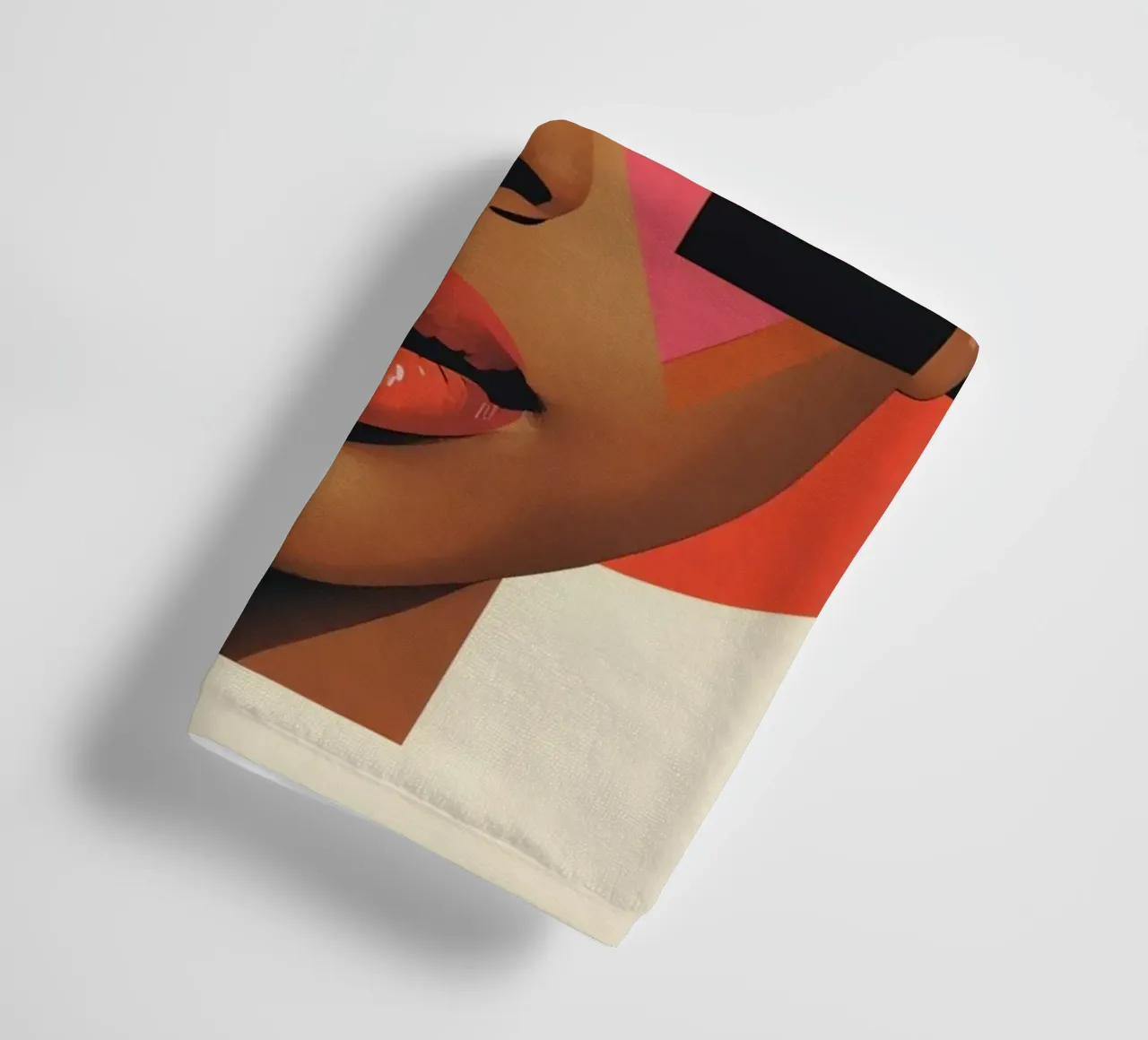 Volto di donna con forme geometriche e colori retrò asciugamano da bagno da DesignDoodle