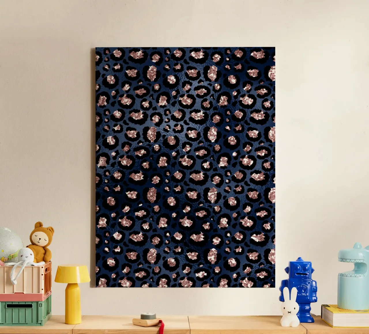 Blush & Navy Animal Pattern 14 tela con Cornice a cassetta da Yaso Design Animal
