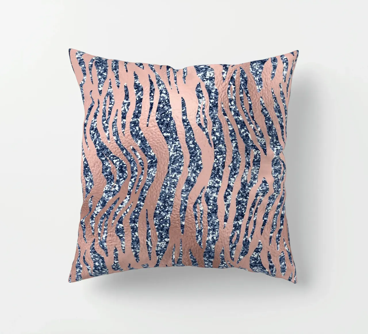 Blush & Navy Animal Pattern 16 cuscino da Yaso Design Animal