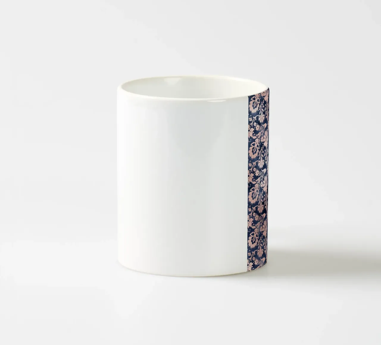Blush & Navy 17 tazza in ceramica da Yaso Design & Art