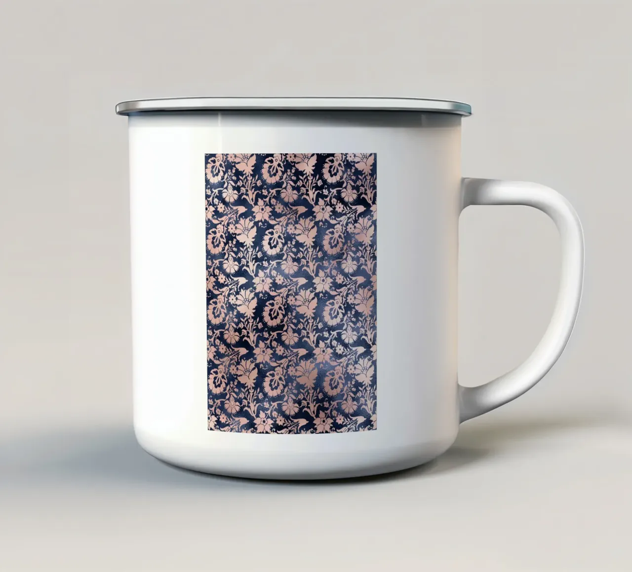 Blush & Navy 17 tazza in smalto da Yaso Design & Art