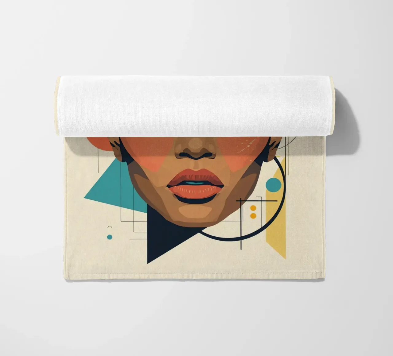 Volto di donna con forme geometriche Illustrazione digitale telo mare da DesignDoodle