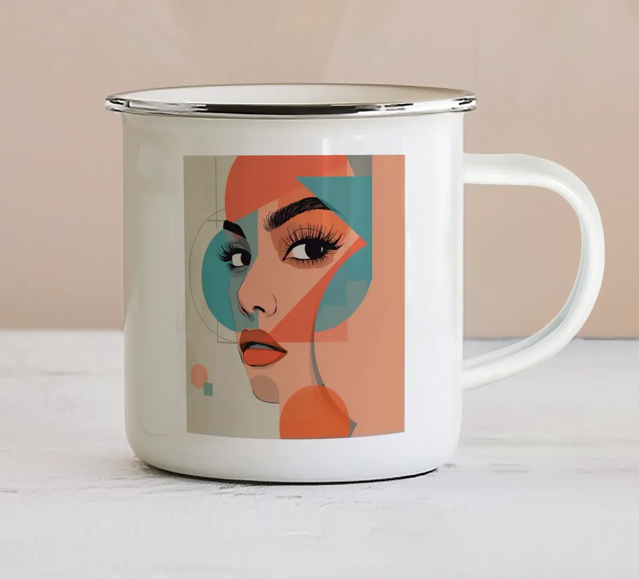 Volto di donna con illustrazione di forme geometriche tazza in smalto da DesignDoodle