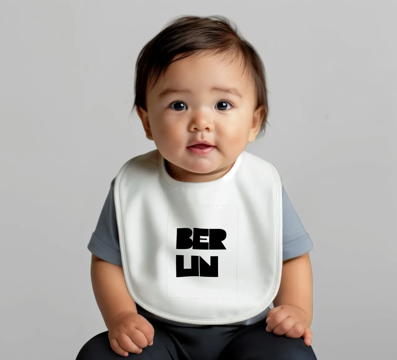 Berlin 4 bavaglino da The Type Club Tokyo