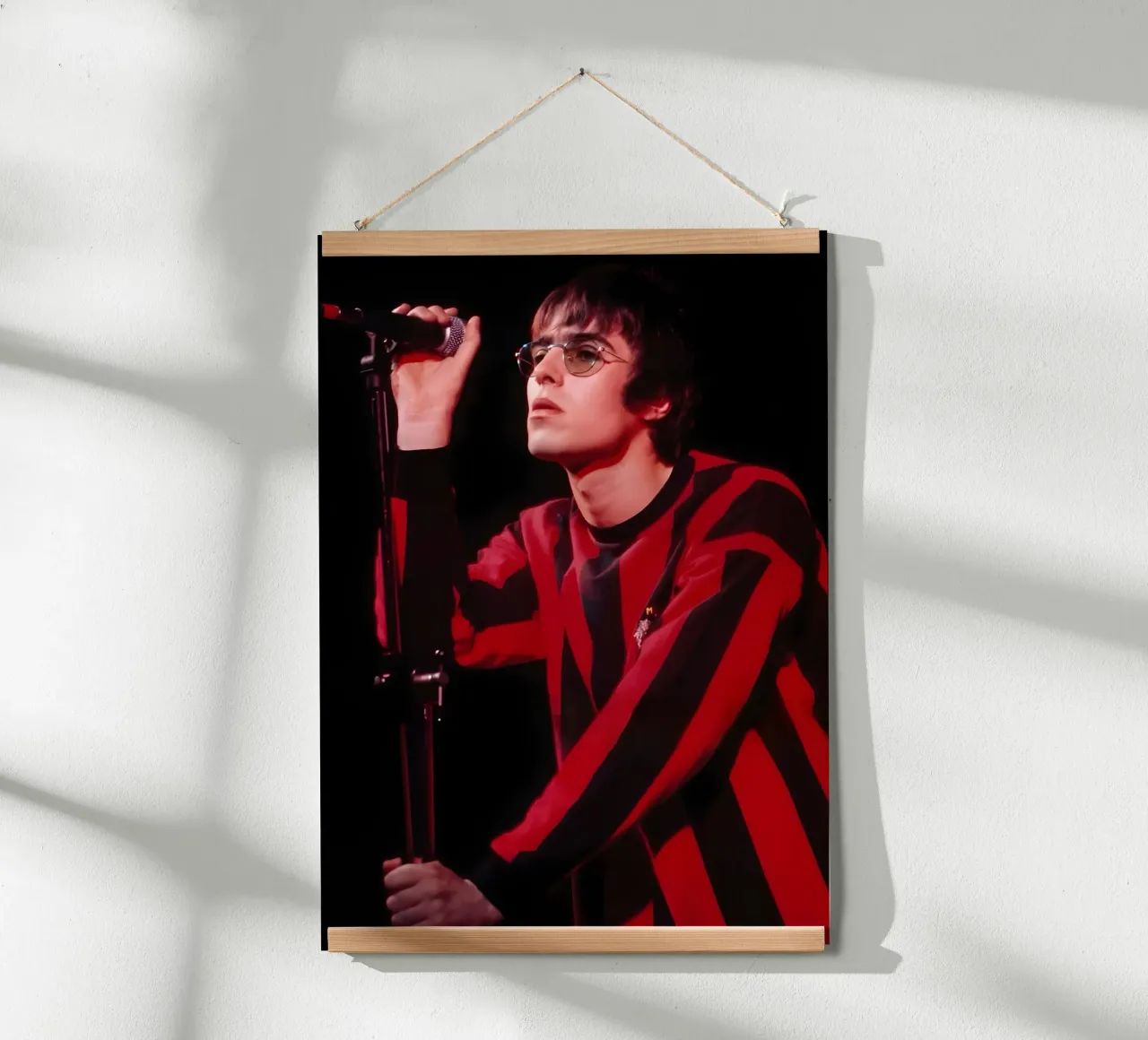 Liam Gallagher poster con telaio in legno da Low poly art