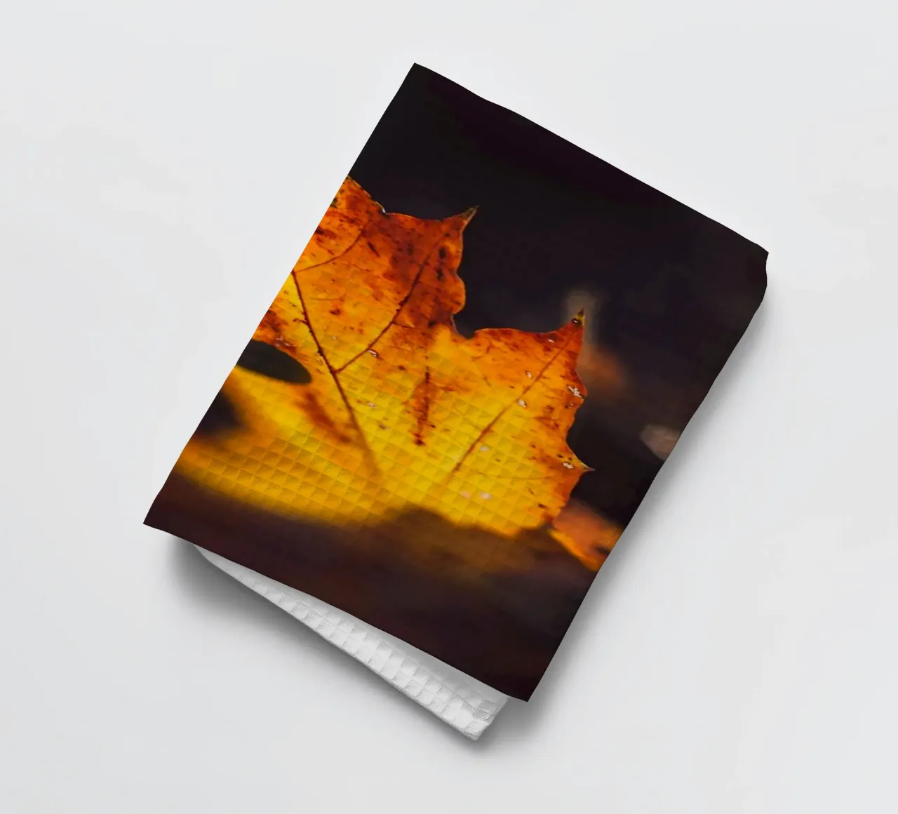 Un automne doré - des feuilles lumineuses au bord des routes torchon de Natur Wandbild — Orte für die Seele