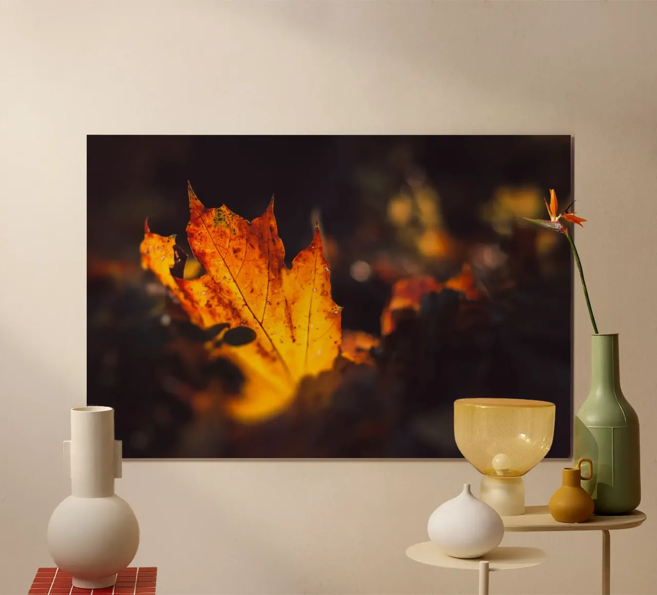L'autunno dorato: il fogliame luminoso lungo la strada poster con telaio in alluminio da Natur Wandbild — Orte für die Seele