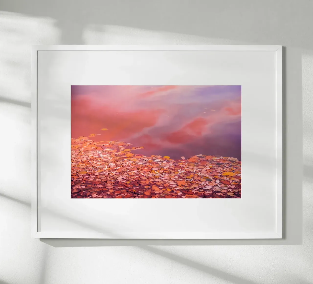 Autunno dorato - tramonto sul lago poster con telaio in legno da Natur Wandbild — Orte für die Seele