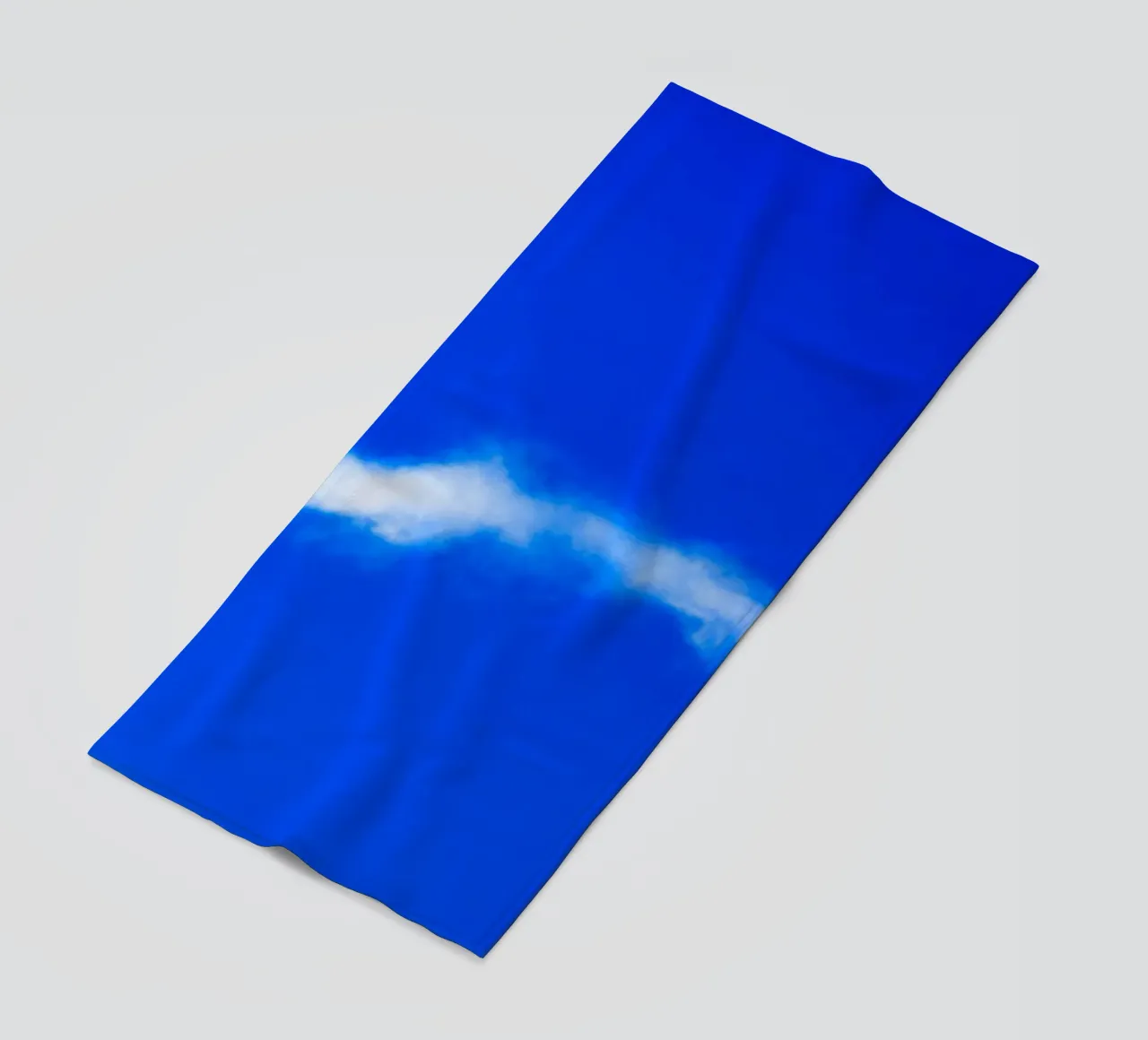 Blue | Cloud telo mare da Tal Paz-Fridman