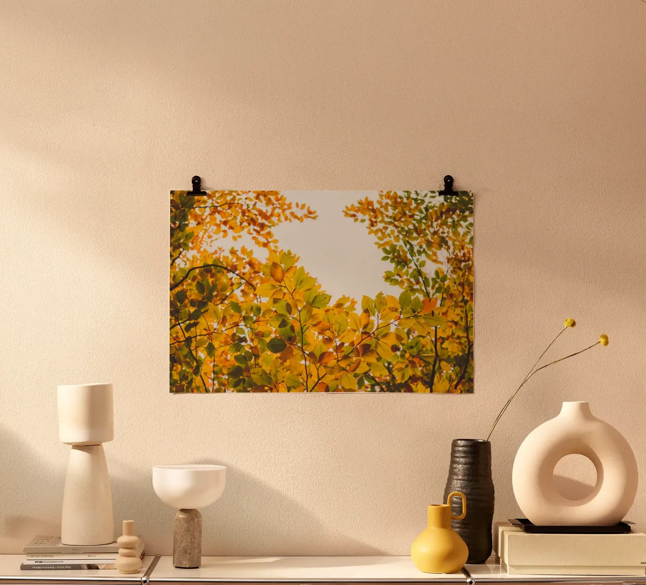 Autunno dorato - baldacchino di foglie colorate poster con telaio in plastica da Natur Wandbild — Orte für die Seele