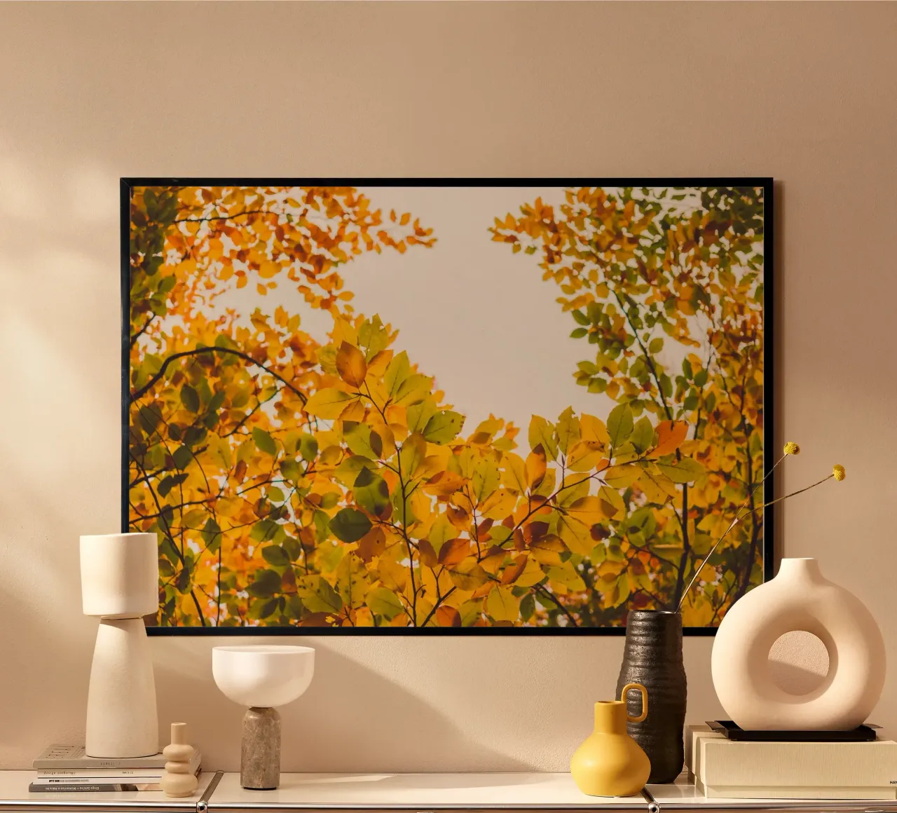 Autunno dorato - baldacchino di foglie colorate poster con telaio in plastica da Natur Wandbild — Orte für die Seele