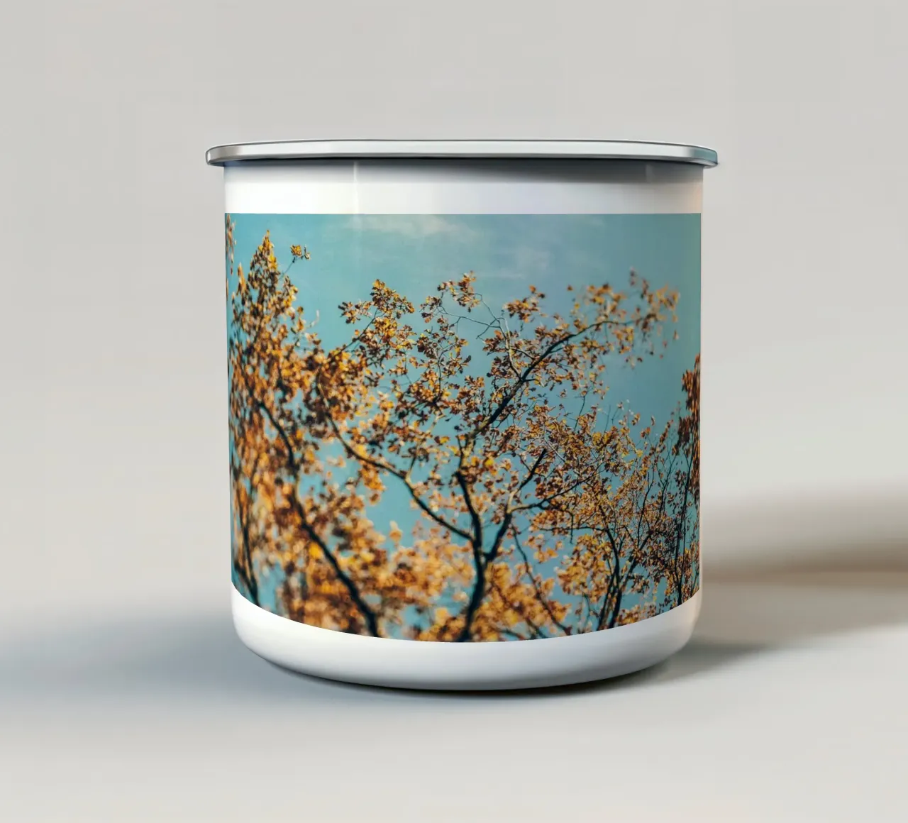 Autunno dorato - cime degli alberi tazza in smalto da Natur Wandbild — Orte für die Seele