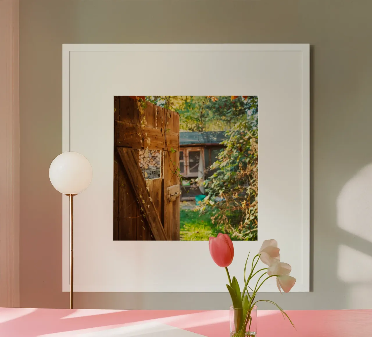 Gartentür in den goldener Herbst Poster mit Holzrahmen von Natur Wandbild — Orte für die Seele