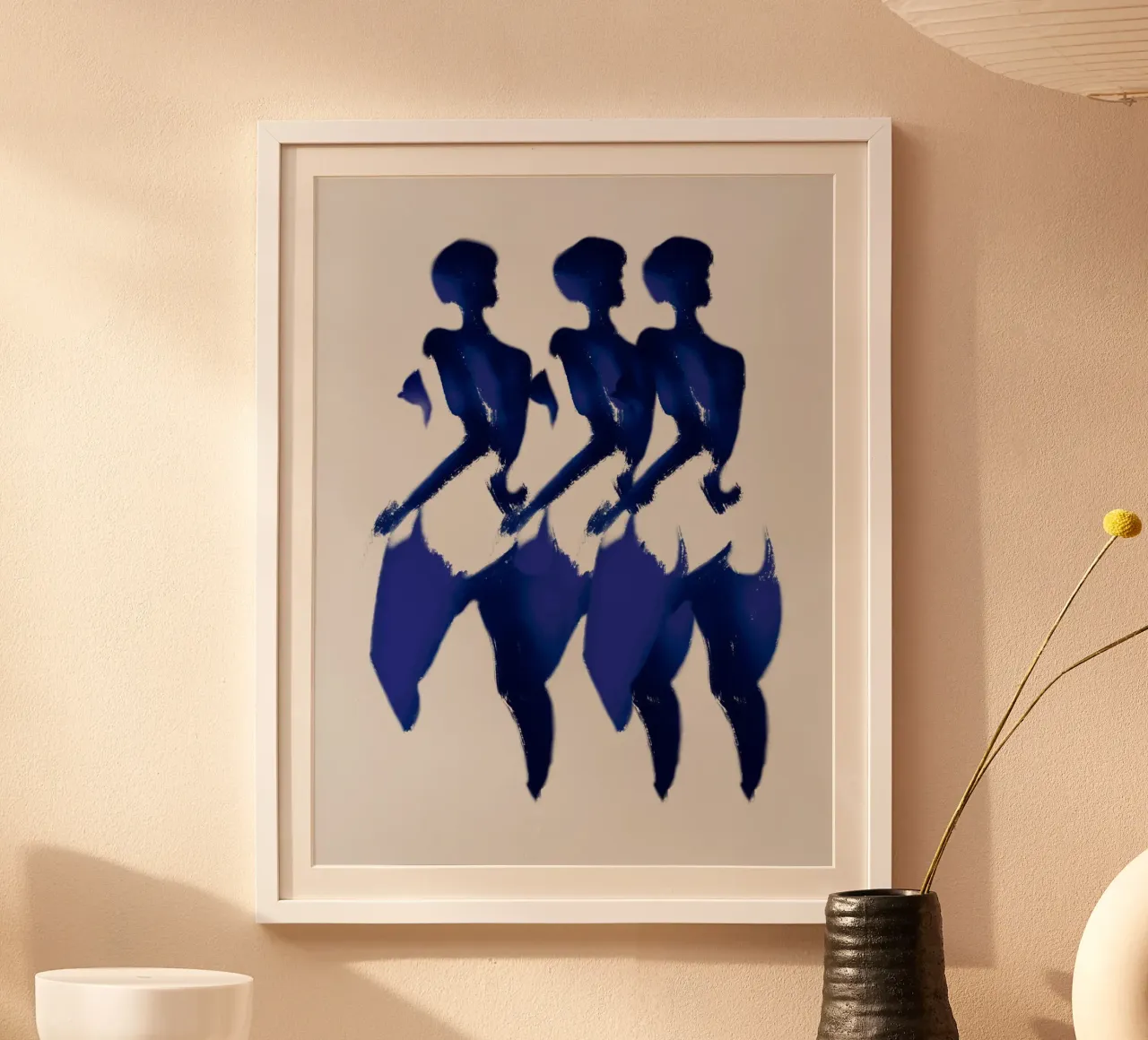 Negative figure 04 poster con telaio in legno da Little Dean
