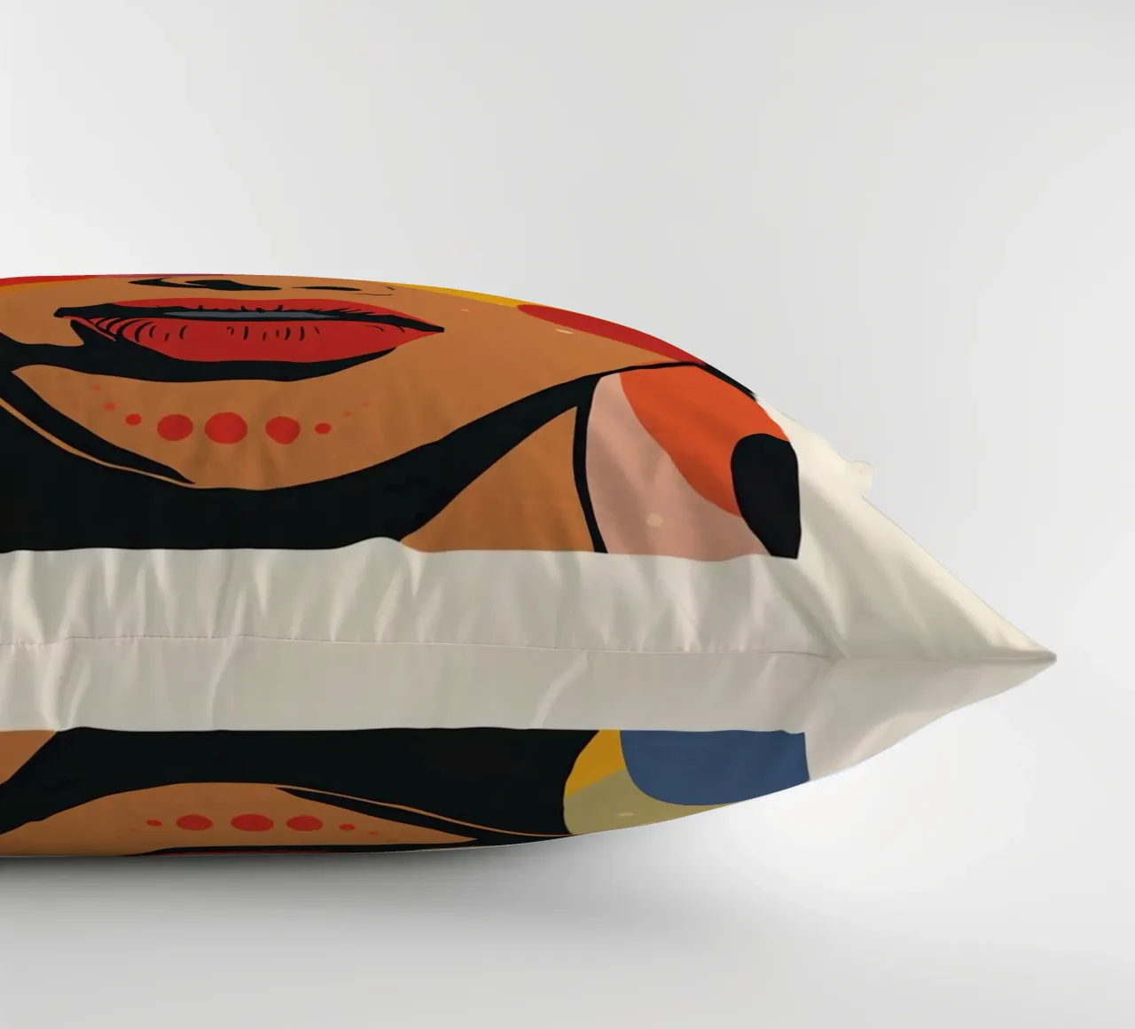 Ritratto di donna con illustrazione di forme geometriche colorate cuscino da DesignDoodle