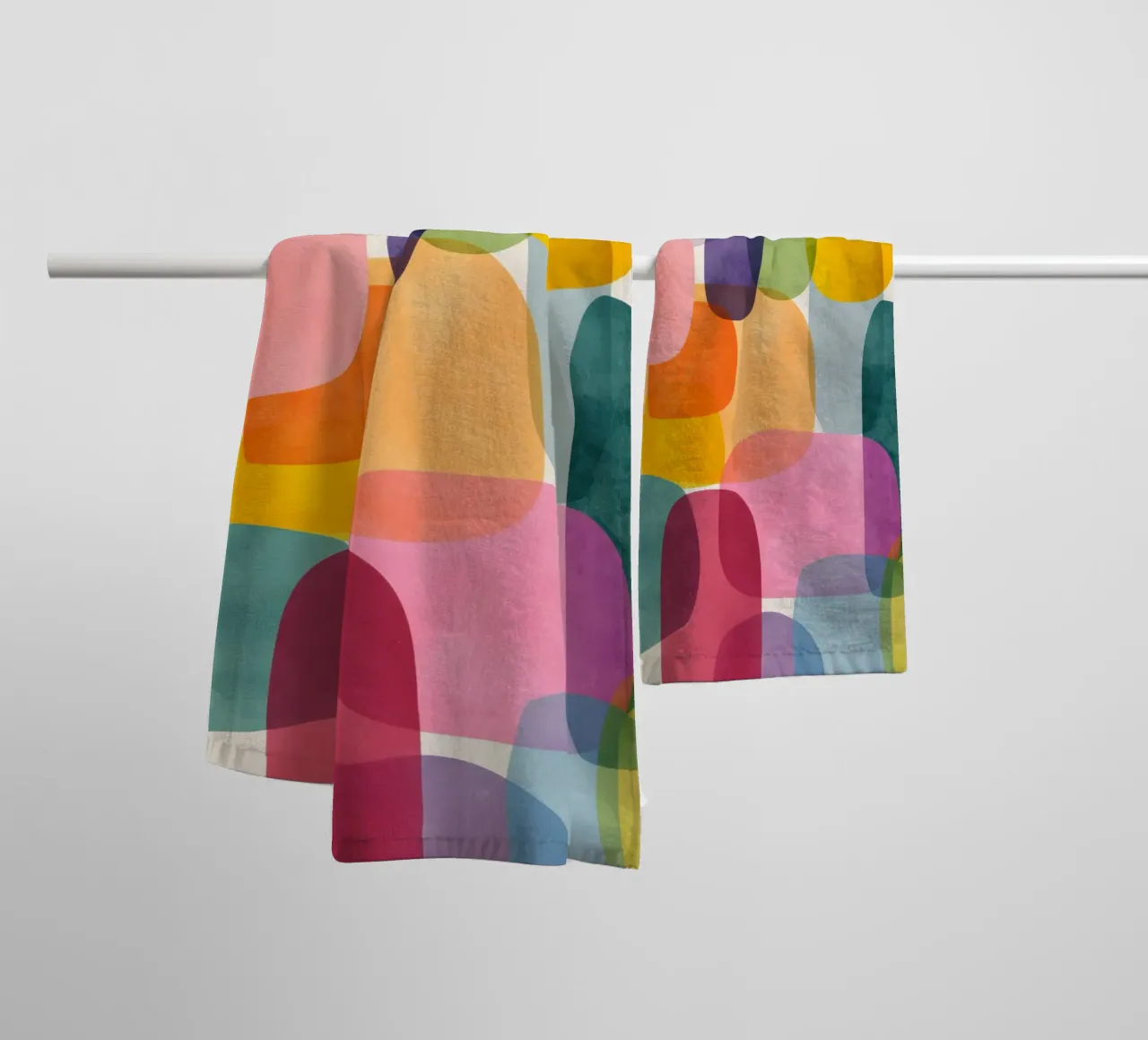 Jellybean Shapes 2 badhanddoek van Kiara