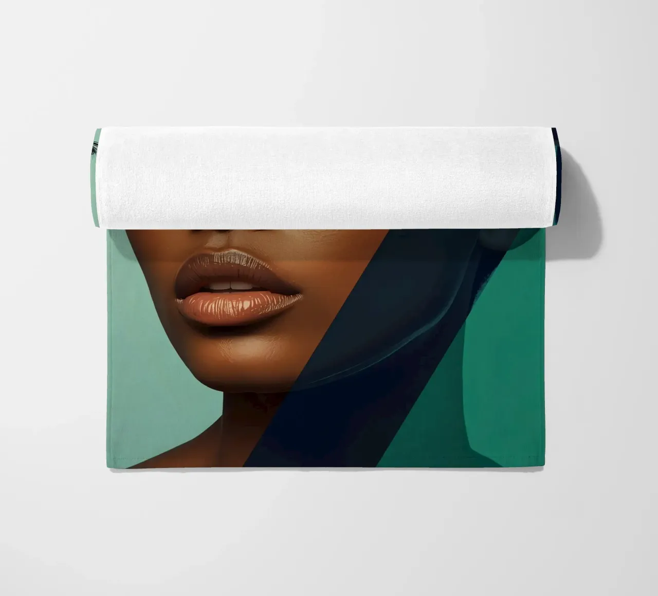 Ritratto di donna con sovrapposizioni geometriche di colori telo mare da DesignDoodle