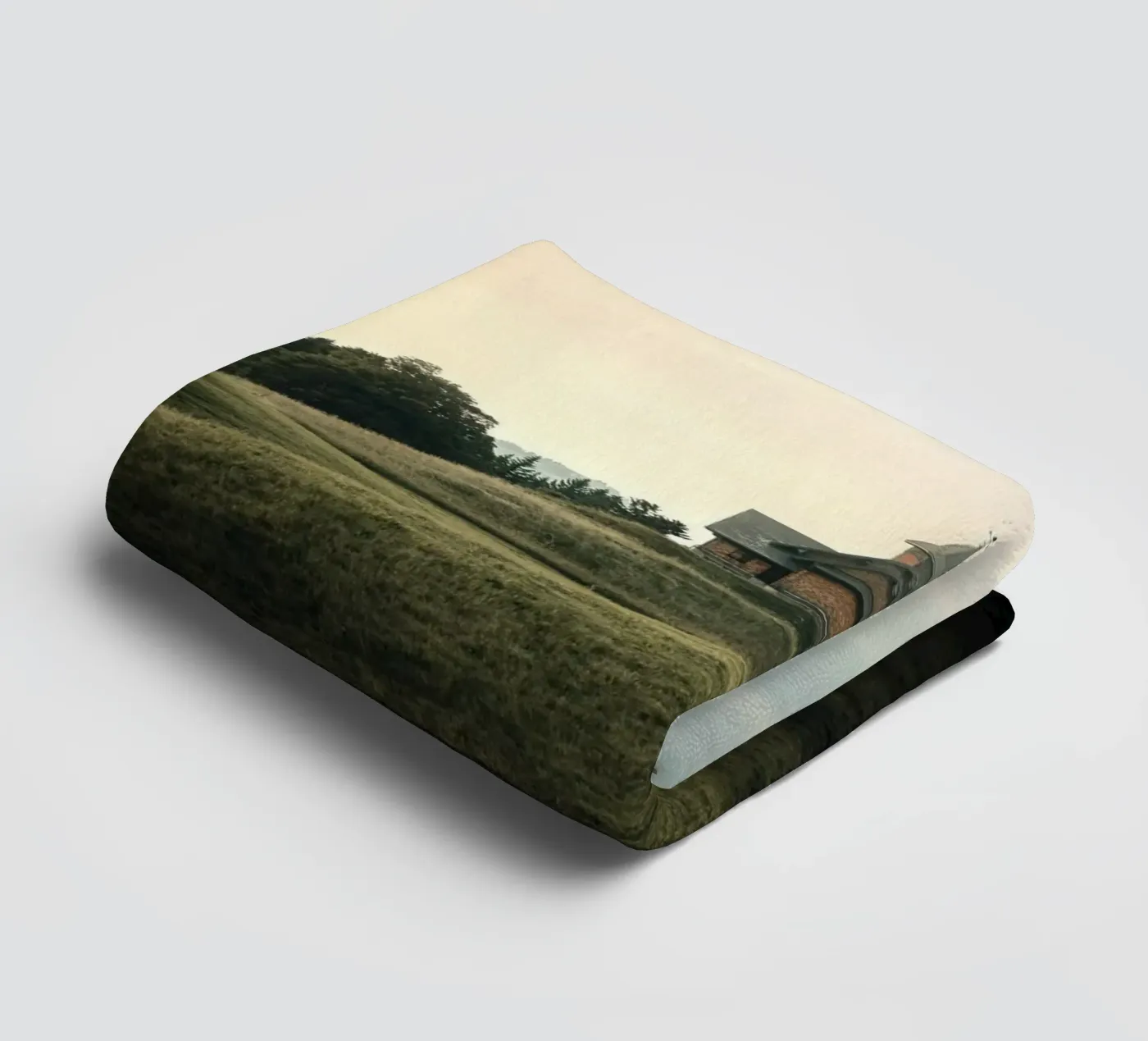 chapel hill Handtuch von Earthly Visions