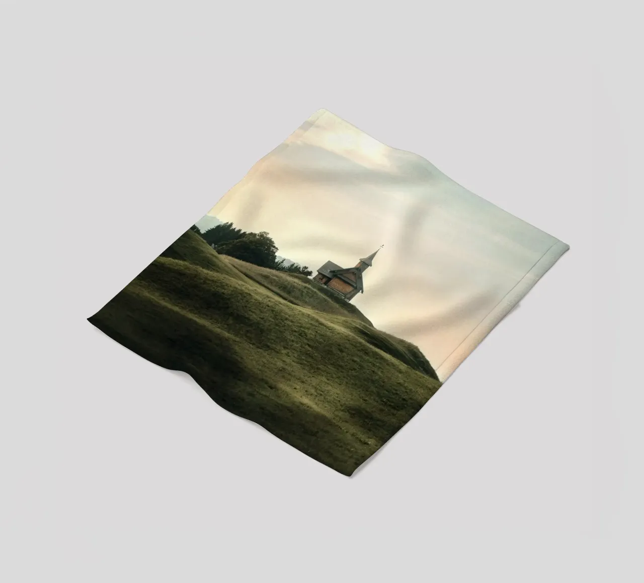 Kapellenhügel Fleecedecke von Earthly Visions