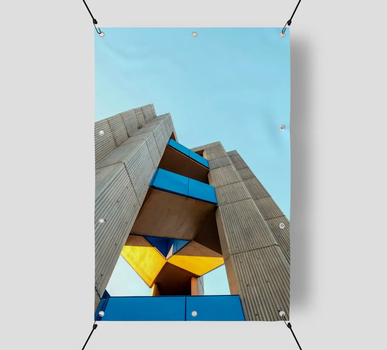 edificio di architettura moderna telo in pvc da Earthly Visions