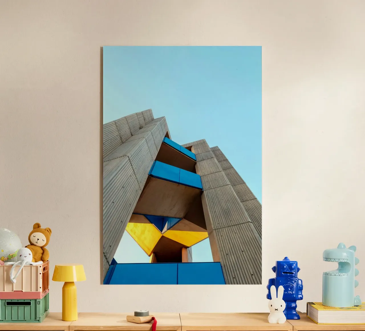 edificio di architettura moderna plexiglass da Earthly Visions