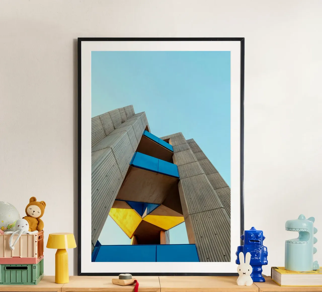 edificio di architettura moderna poster da Earthly Visions