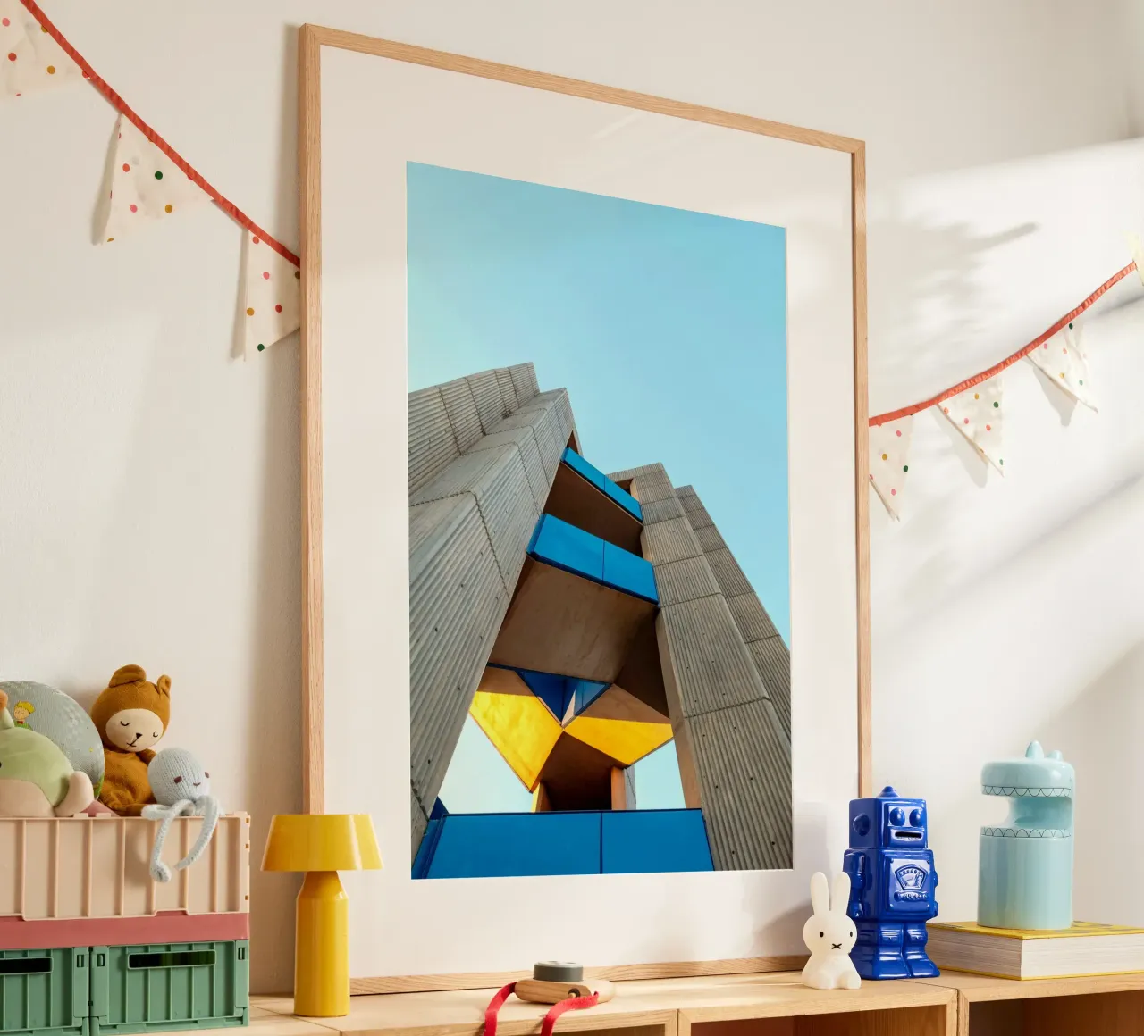 edificio di architettura moderna poster da Earthly Visions