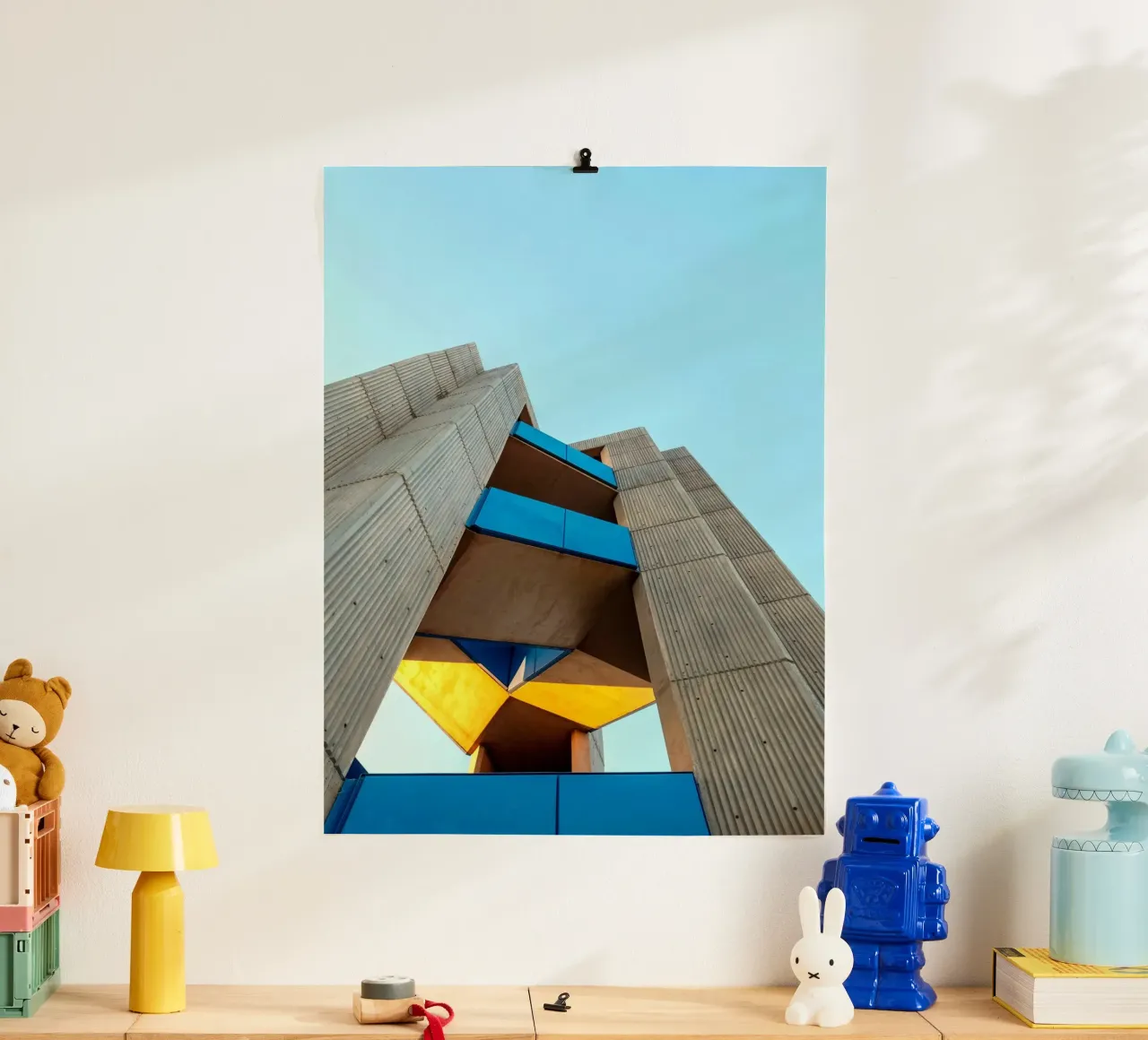 edificio di architettura moderna poster da Earthly Visions