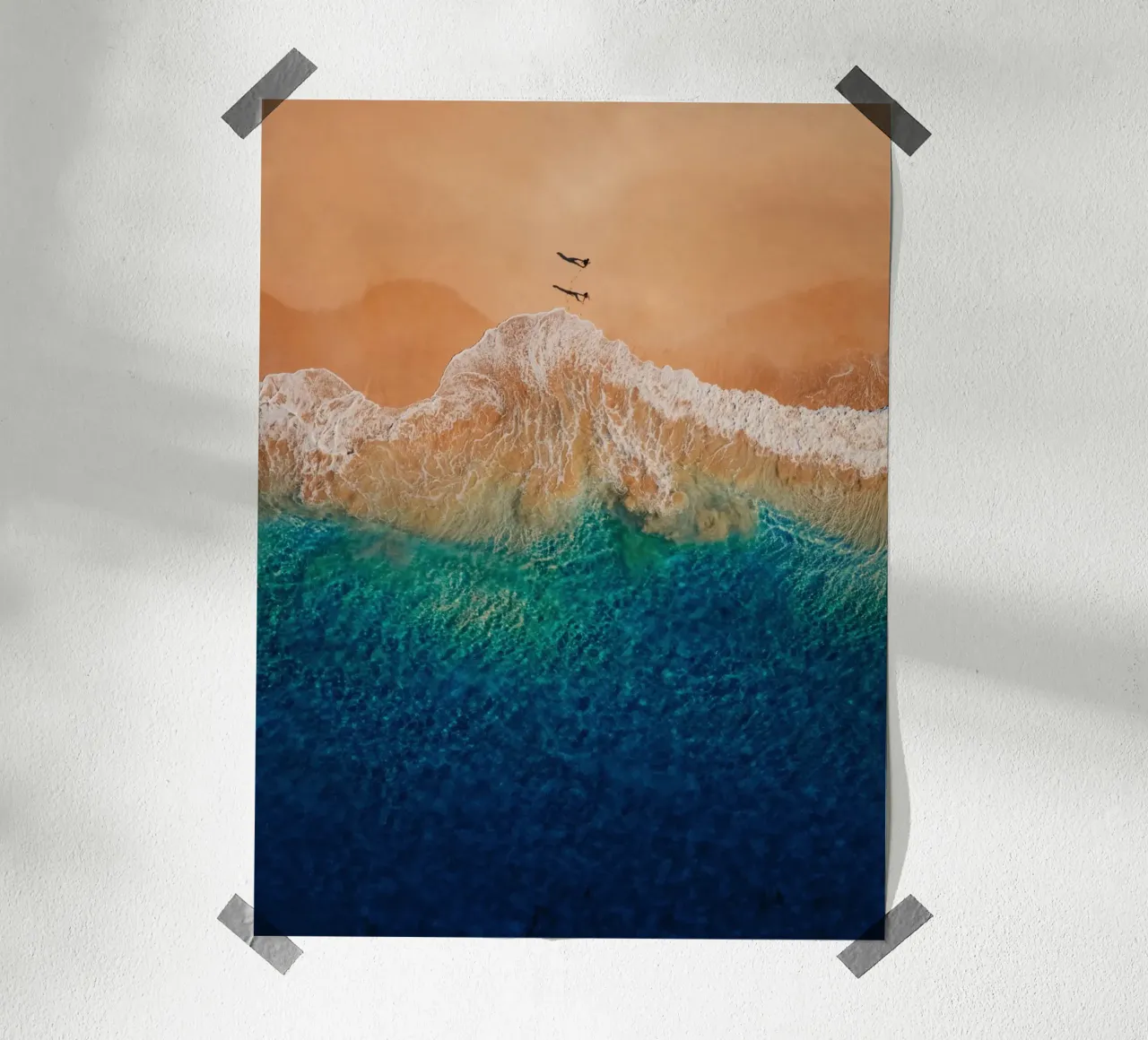 spiaggia oceano poster con telaio in plastica da Earthly Visions