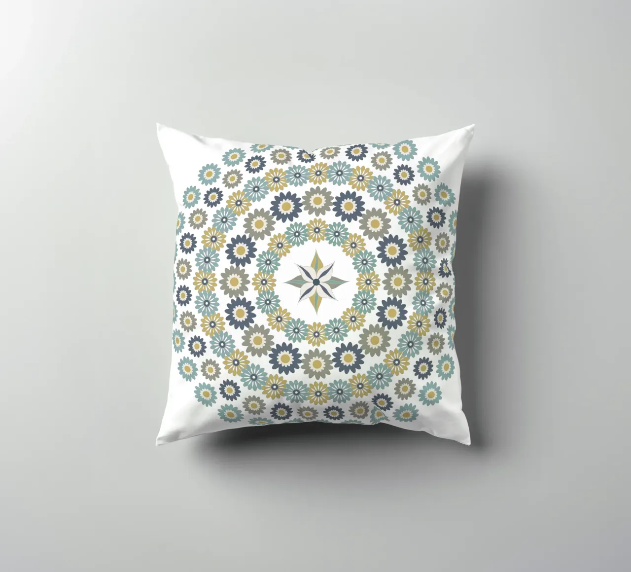 Mandala, fleurs bleus et marrons cuscino da Collection “Esprit Mandala"