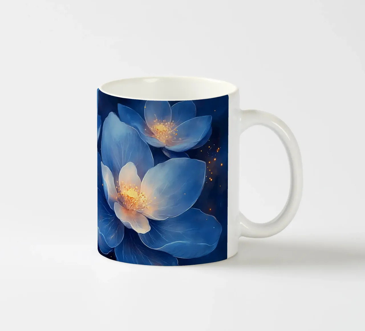 Fleurs d'Étoiles: blu e oro nella notte tazza in ceramica da Théïa's Fantasia World