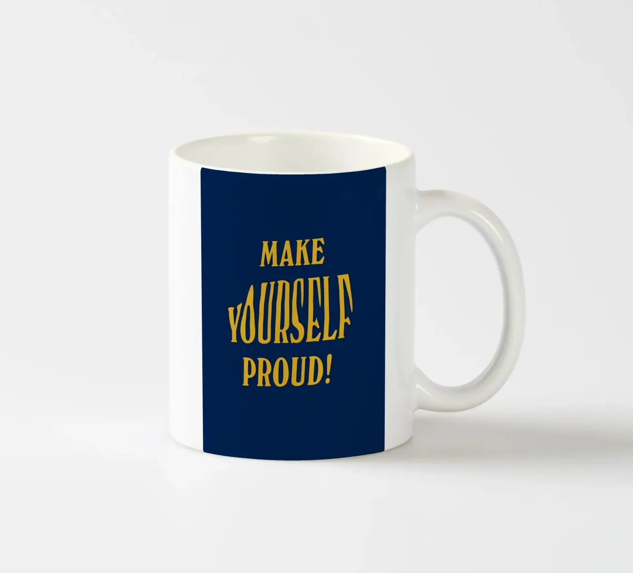 MAKE YOURSELF PROUD! tazza in ceramica da Type & Tape