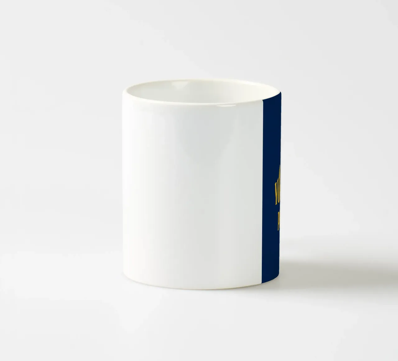 MAKE YOURSELF PROUD! tazza in ceramica da Type & Tape