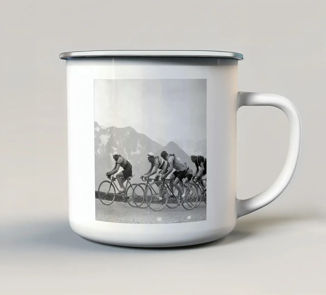 Gara Peleton 1950 Vecchio Bw tazza in smalto da SPECIAL SHOP GENTHO UK