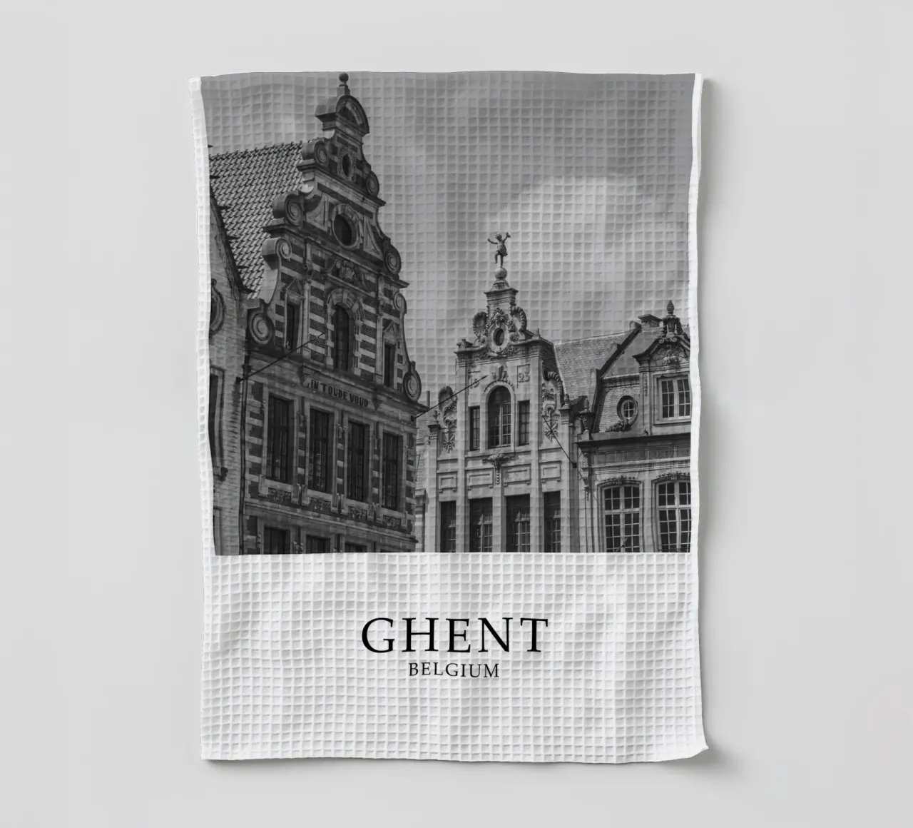 Gand Belgio Architettura Scena in scala di grigi canovaccio da cucina da Charnwood Prints