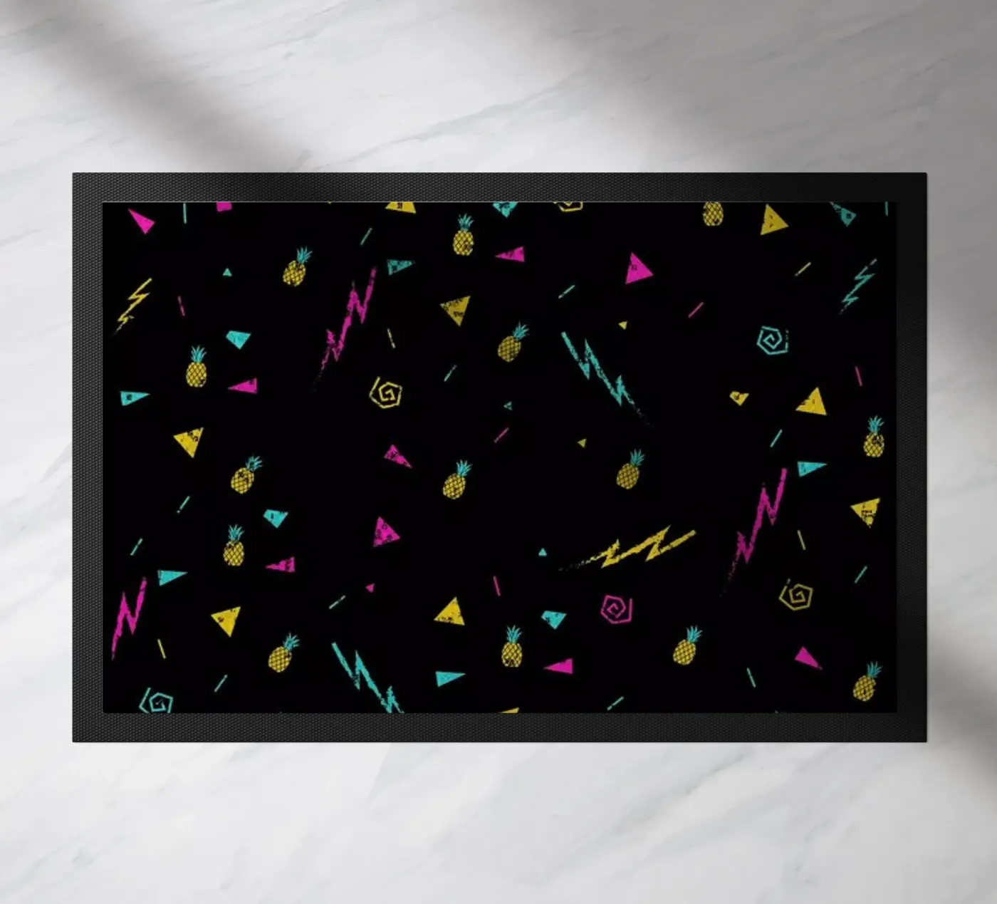 Magic Pineapple zerbino da Róbert Farkas