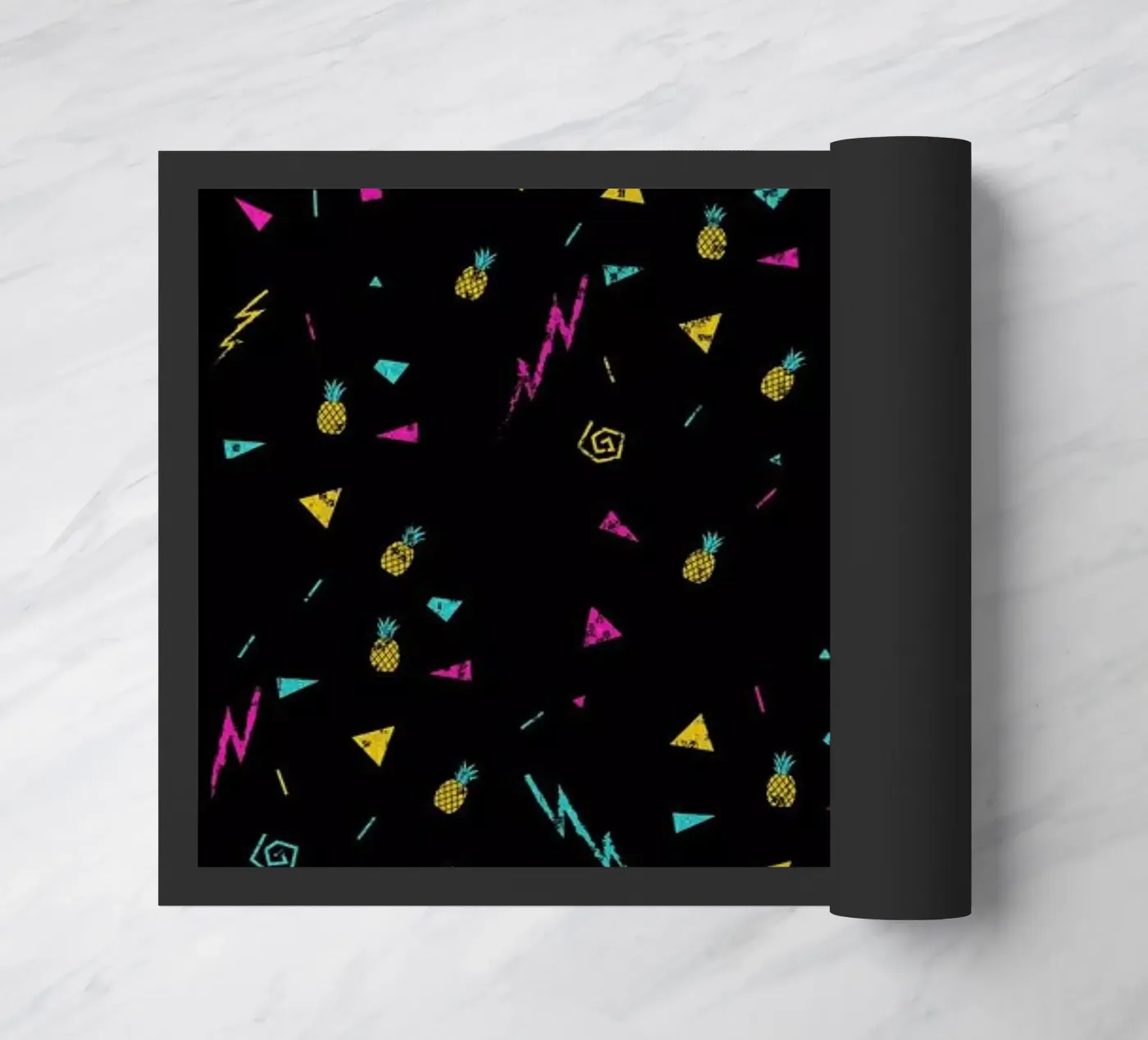 Magic Pineapple Fußmatte von Róbert Farkas