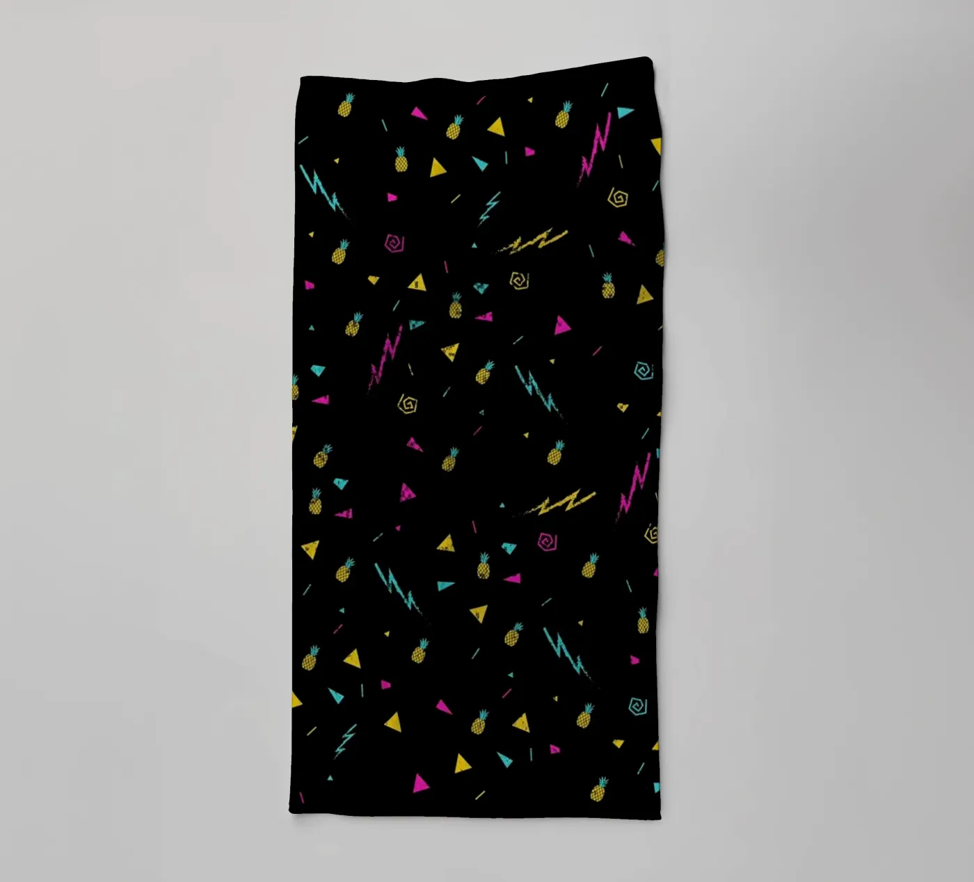 Magic Pineapple badhanddoek van Róbert Farkas