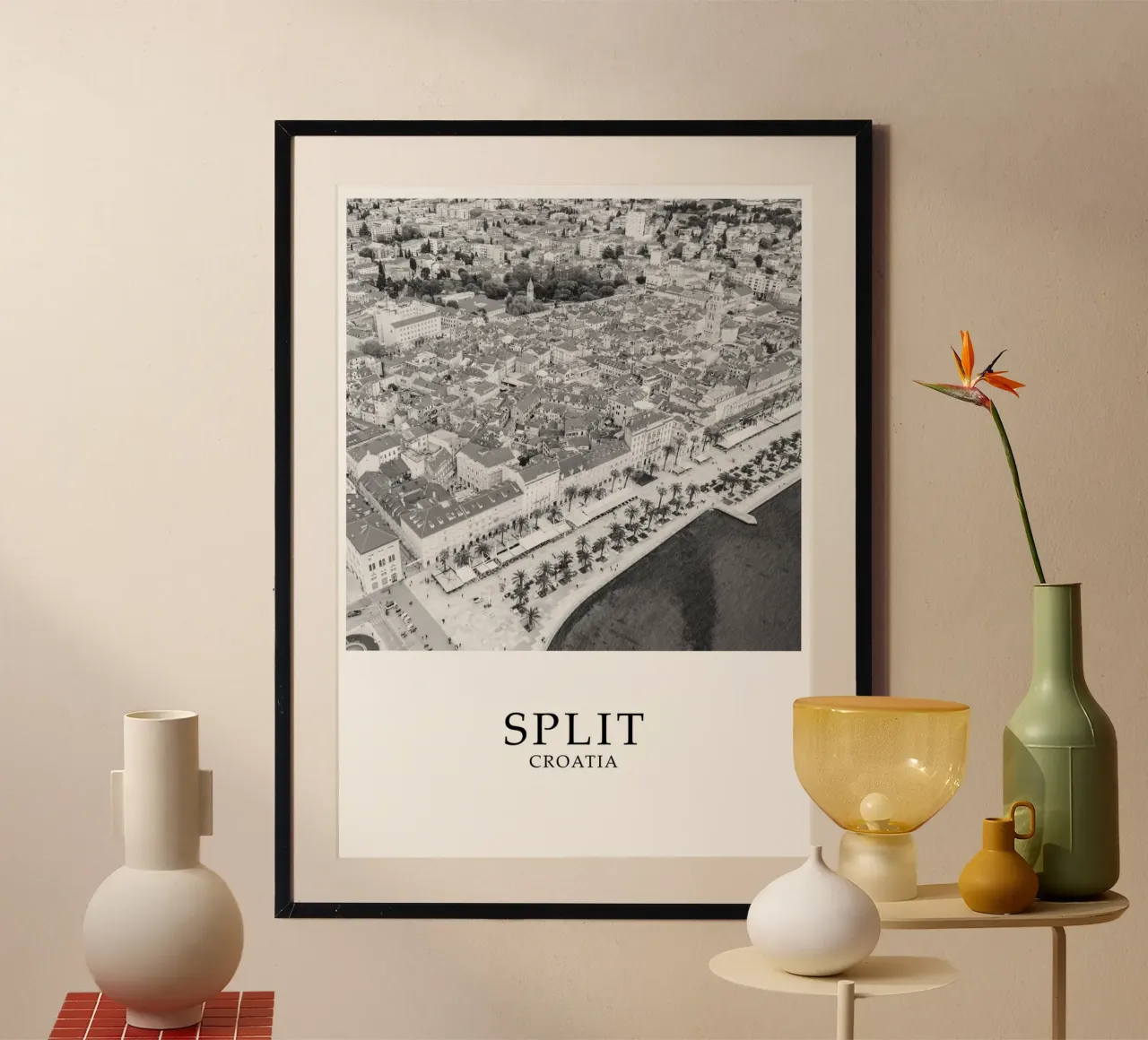 Spalato Croazia Paesaggio urbano in scala di grigi poster da Charnwood Prints