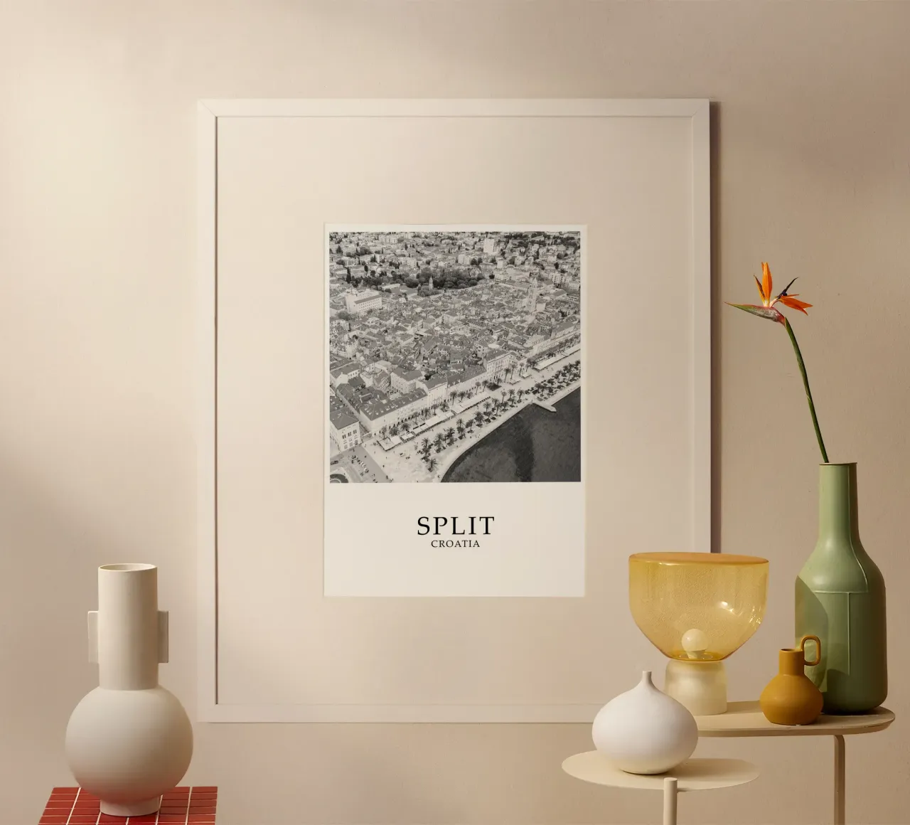 Spalato Croazia Paesaggio urbano in scala di grigi poster da Charnwood Prints